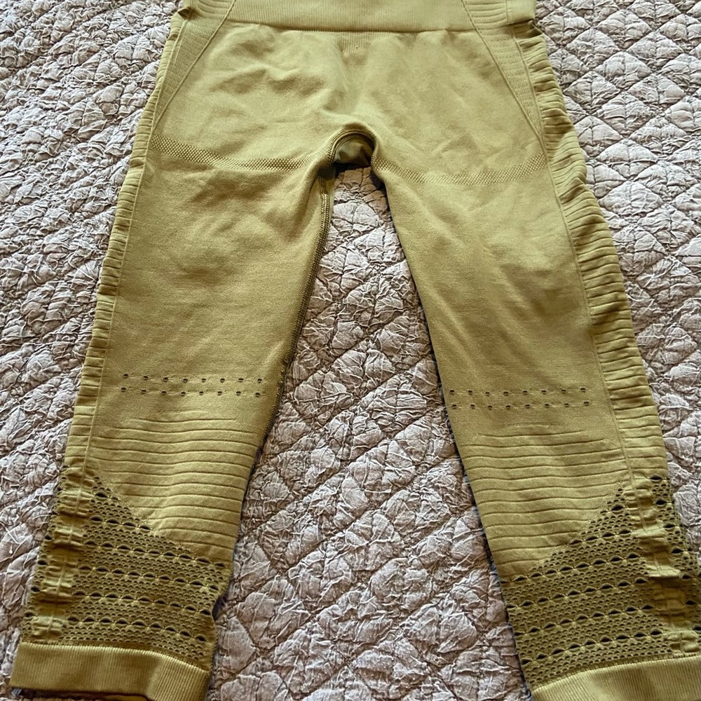 Gymshark tights 2 pair